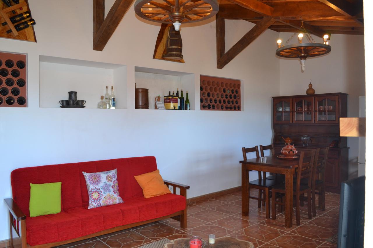 Adega Mendes Villa Porto Martins Exterior photo