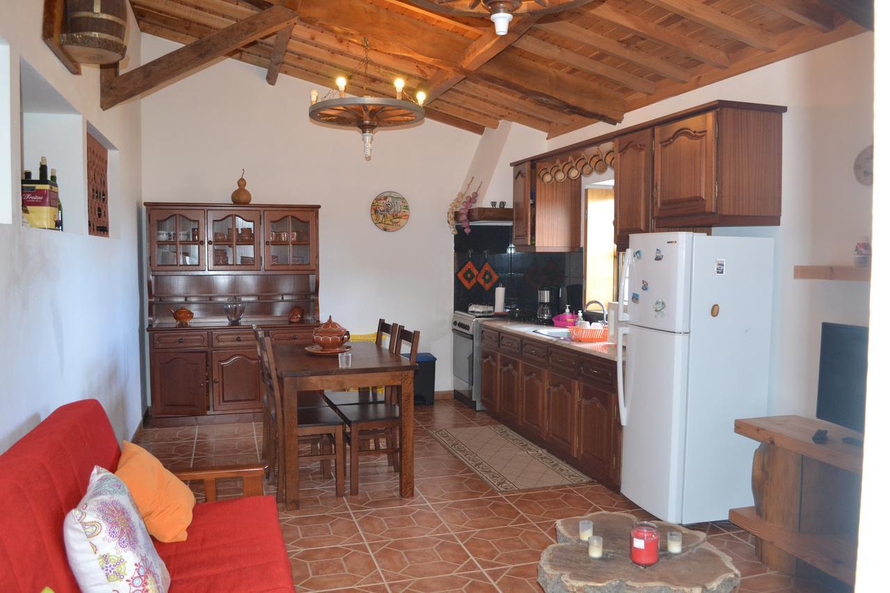 Adega Mendes Villa Porto Martins Exterior photo